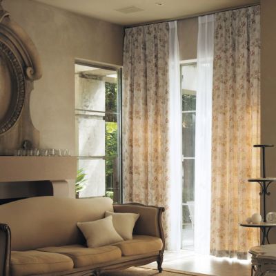 ローラアシュレイ ベージュと黒の花柄ドレープカーテン 000000000749-01-l.jpg?t=